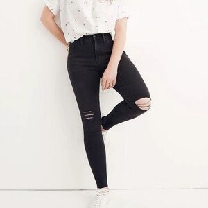 Madewell Skinny, Black, 9” Mid/High-Rise Distressed Jeans, Size 25